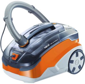 Aspirateur qui aspire et lave le sol