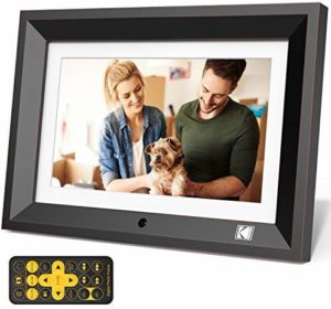 https://www.electroguide.com/wp-content/uploads/2021/01/kodak-cadre-photo-numrique-en-bois-noir-10-pouces-300x280.jpg