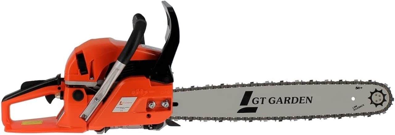 Une tronçonneuse de la marque GT Garden.