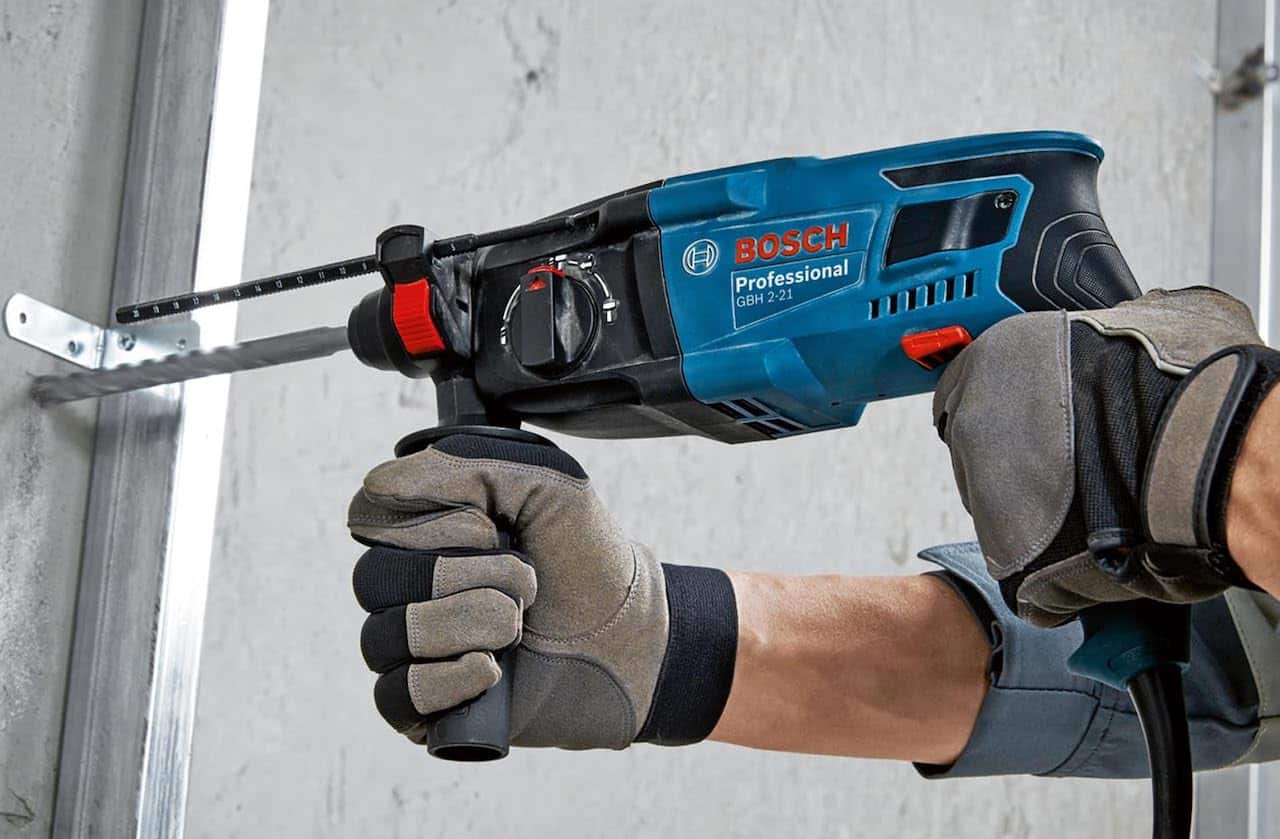 Un perforateur de la marque Bosch.