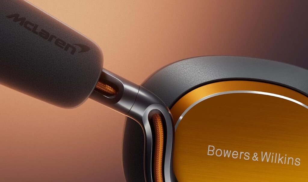 Zoom sur un casque audio Bowers & Wilkins en collaboration avec McLaren